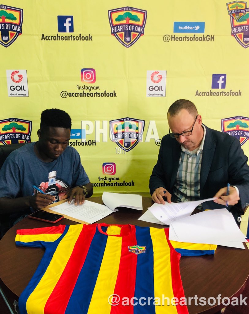 Hearts of Oak sign winger Dominic Eshun