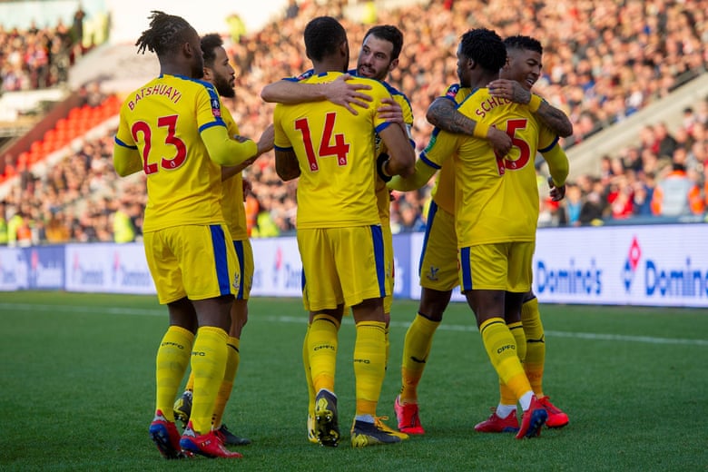 Schlupp on target as Palace beat Doncaster to reach FA Cup quarter-final