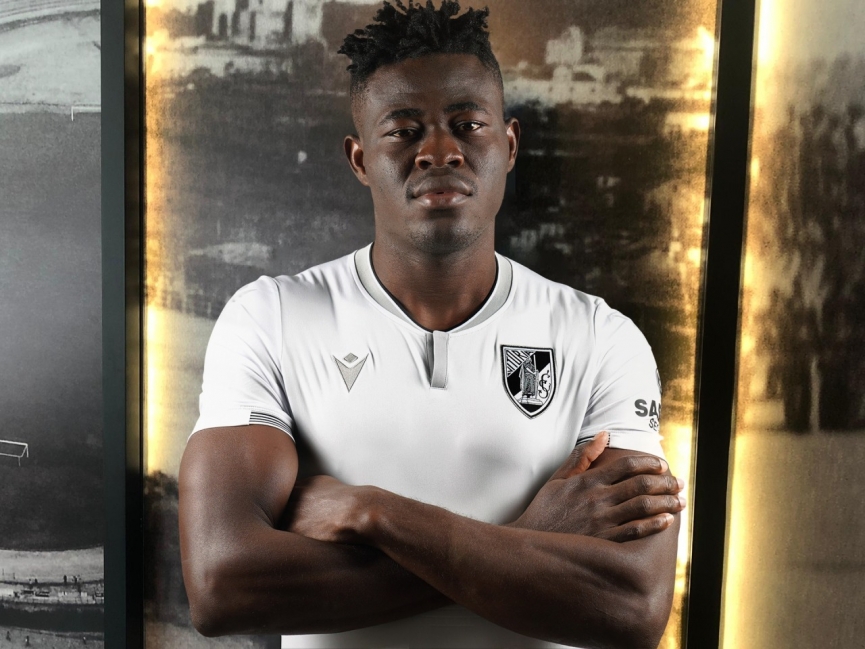 Liberty Professional midfielder Simon Zibo joins Portuguese side Vitoria SC