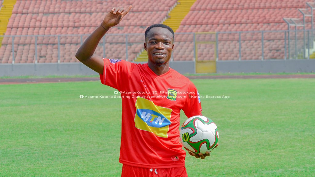 Asante Kotoko sign midfielder Kwame Adom Frimpong