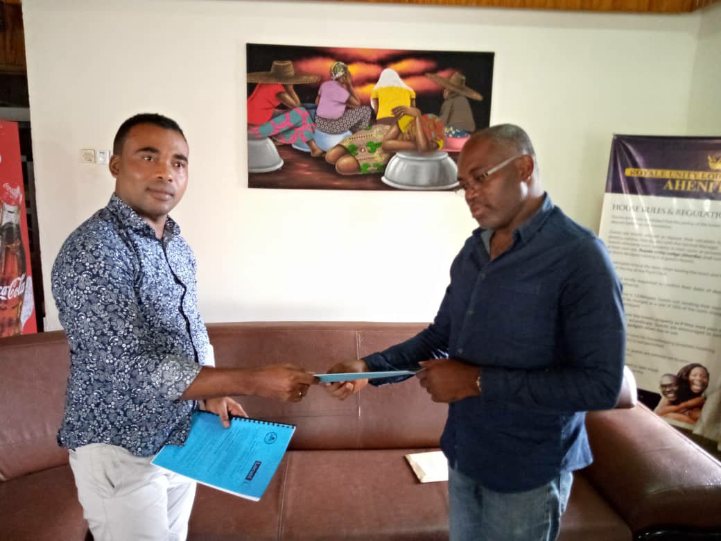 Berekum Chelsea sign four-year partnership deal with Locust sportswear