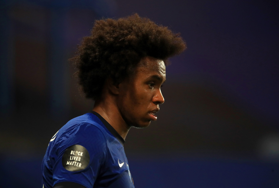 Willian swaps Chelsea for Arsenal