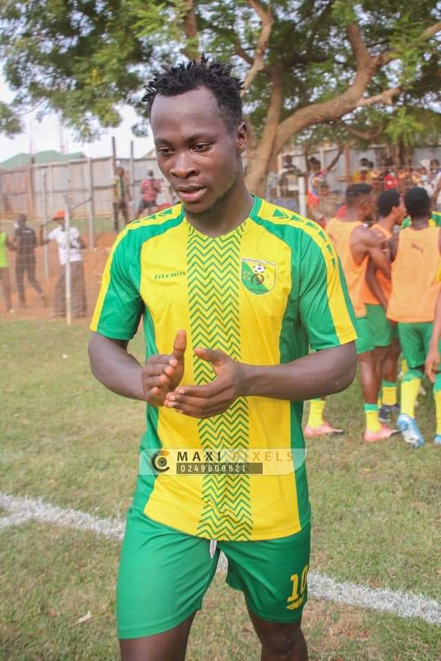 Kwabena Owusu brace send Bibiani Gold star atop of Division one Zone 2 league table