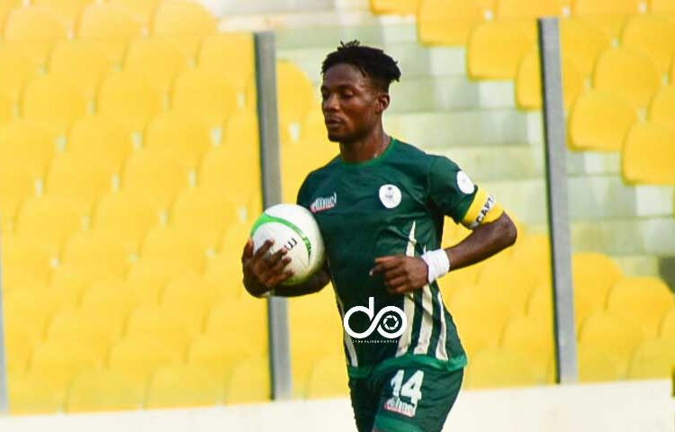 GPL Clubs on red alert as Alhaji Grusah offer Kwame Peprah for sale