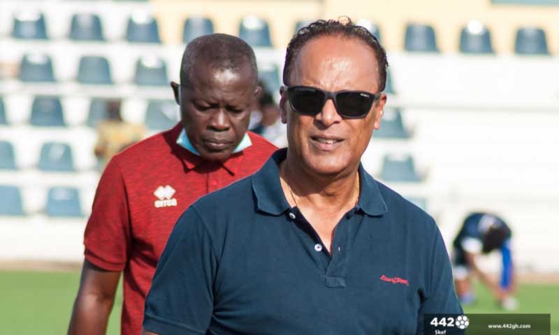 Johnson Smith backs Barreto, questions kotoko players attitude