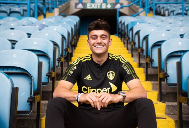Breaking News: Leeds sign Daniel James from Manchester United