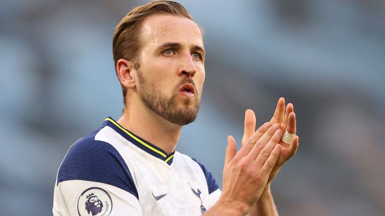 Tottenham to fine Kane for not returning to training
