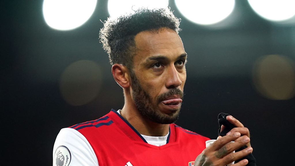 Breaking News: Pierre-Emerick Aubameyang stripped of Arsenal captaincy