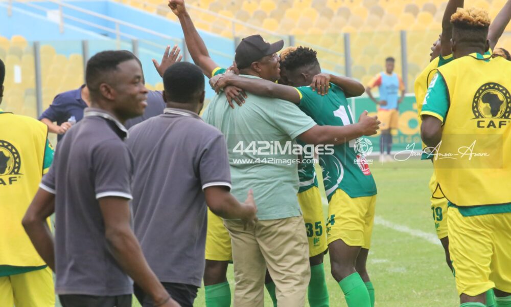 Aduana Stars