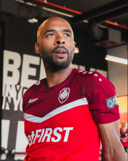 Denis Odoi signs for Royal Antwerp