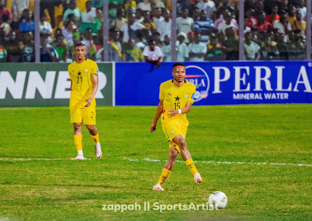 Feyenoord, Strasbourg circle around Lawrence Agyekum