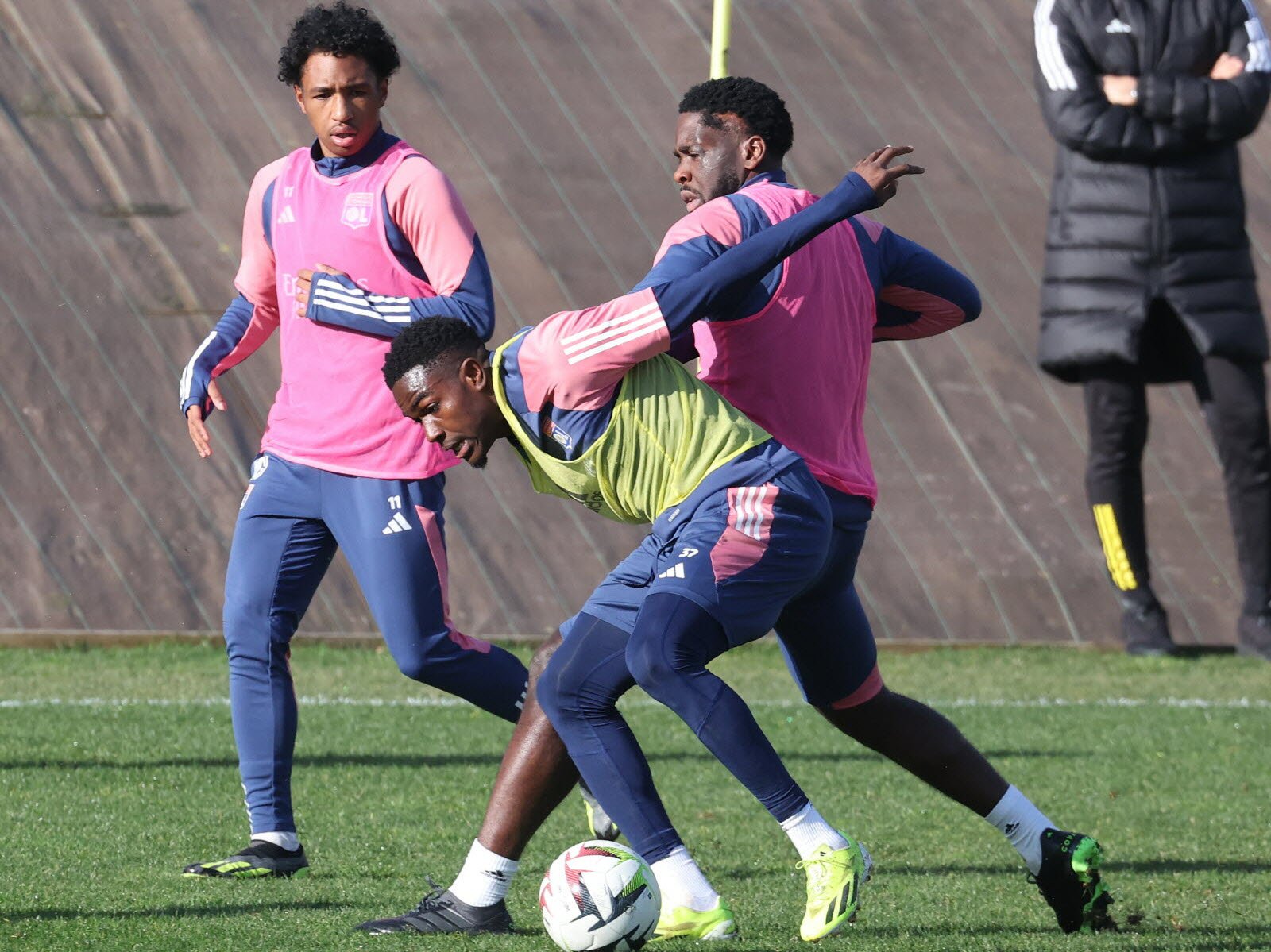 Ernest Nuamah resumes training after a year’s absence • Sahara Football